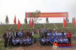 Trường THPT Hà Huy Tập tổ chức lễ dâng hương, báo công và trồng cây tại khu mộ cố Tổng Bí thư Hà Huy Tập