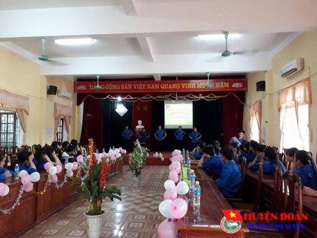 Đa dạng các hoạt động giáo dục truyền thống kỷ niệm 86 năm ngày thành lập Đoàn TNCS Hồ Chí Minh (26/3/1931 – 26/3/2017)
