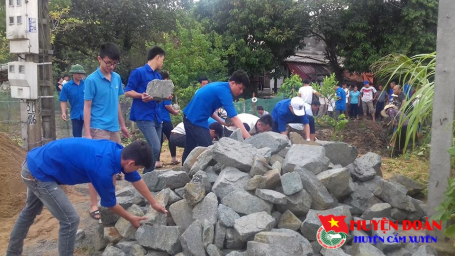 Tuổi trẻ Cẩm Xuyên tiếp tục sôi nổi các hoạt động tuần thứ 8 Chiến dịch Thanh niên tình nguyện Hè năm 2017