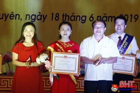 Đồng chí Phó bí thư Đoàn xã Cẩm Thạch đạt giải nhất Chung kết Hội thi  Báo cáo viên giỏi huyện năm 2019