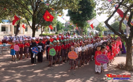 Trường tiểu học Cẩm Dương tổ chức thanh công Lễ ra mắt các câu lạc bộ