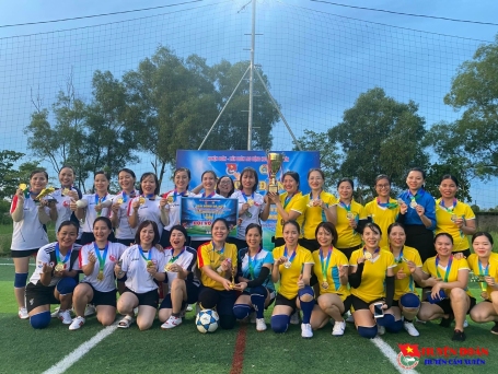 Tổ chức thành công giải bóng đá nữ Khối cơ quan Hành chính - Sự nghiệp - Doanh nghiệp năm 2022